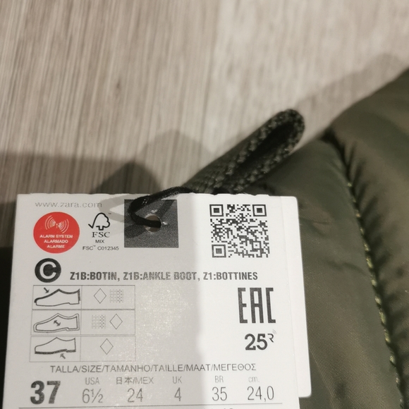 Zara rubberised platform quilted boots - Picture 10 of 10